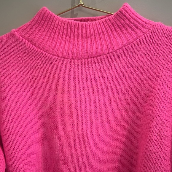 PRETTYLITTLETHING Cropped Chunky Knit - Picture 2 of 3